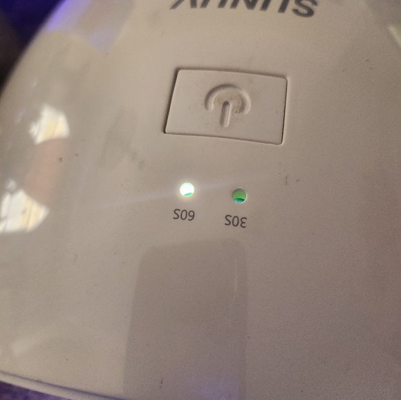 SUNUV SUN9S LED/UV lamp Gel Nails - Picture 4 of 7